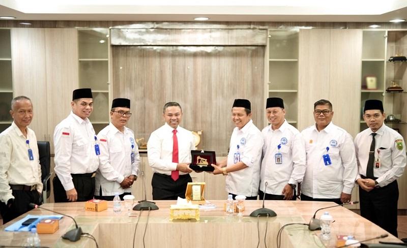 Larangan Perpisahan dan Studi Tur Kembali Disoalkan, Ini Jawaban Tegas Gubri pada FMKKS Riau