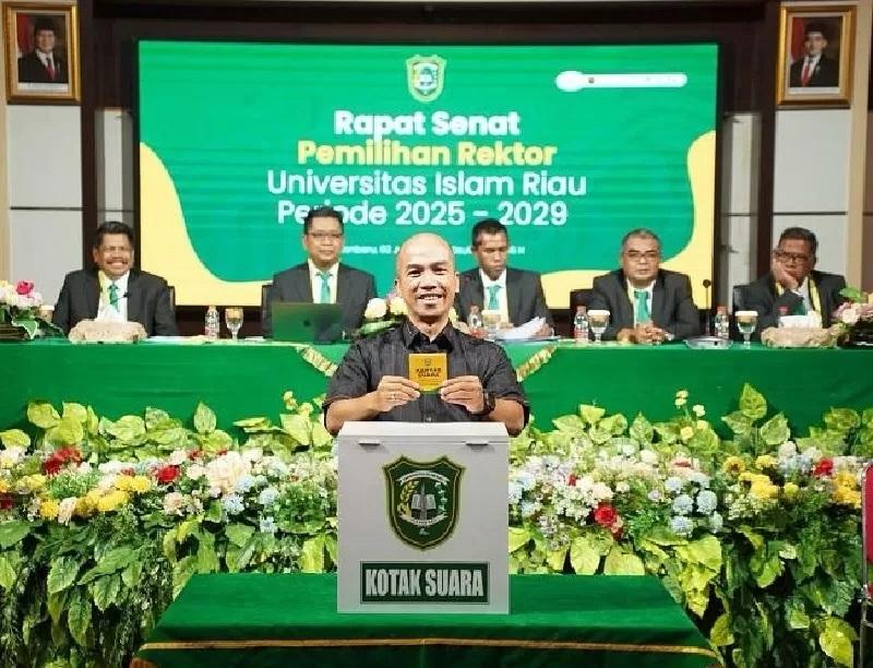 Prof Admiral, Dosen Hukum Terpilih Jadi Rektor UIR Periode 2025-2029