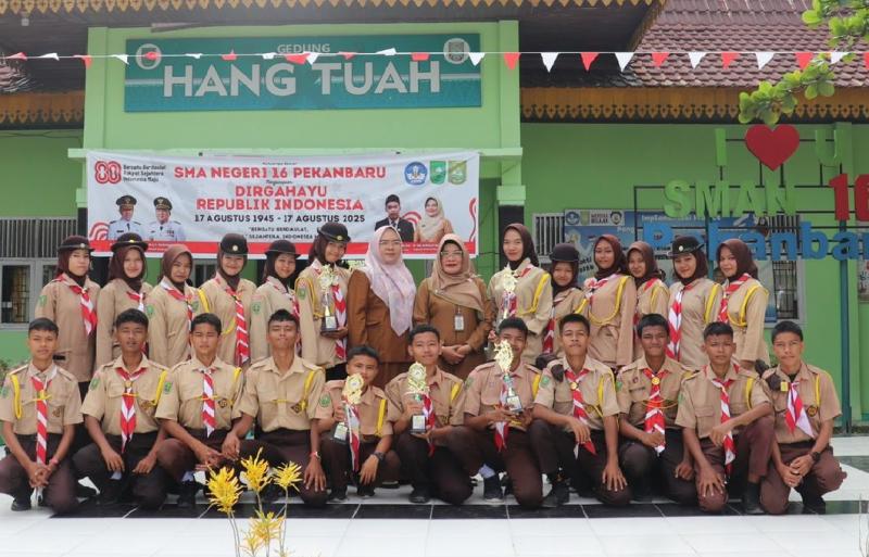SMAN 16 Pekanbaru Ukir Prestasi pada Perkemahan Temu Alam Pramuka Lancang Kuning 2025