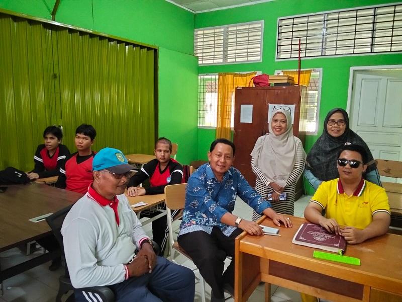 Dewandik Riau Kunjungi SLBN Pembina Pekanbaru, Pantau Sarana dan Prasarana Disabilitas Netra