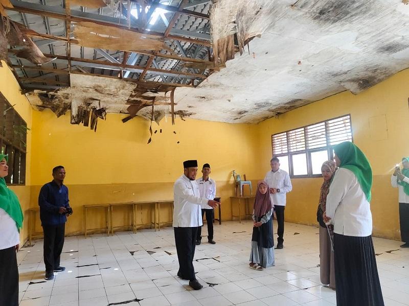 Datangi Bengkalis, Baznas Riau Bantu MA Darul Ulum Rupat Utara Usai Guru Terbaik di Daerah Terpencil