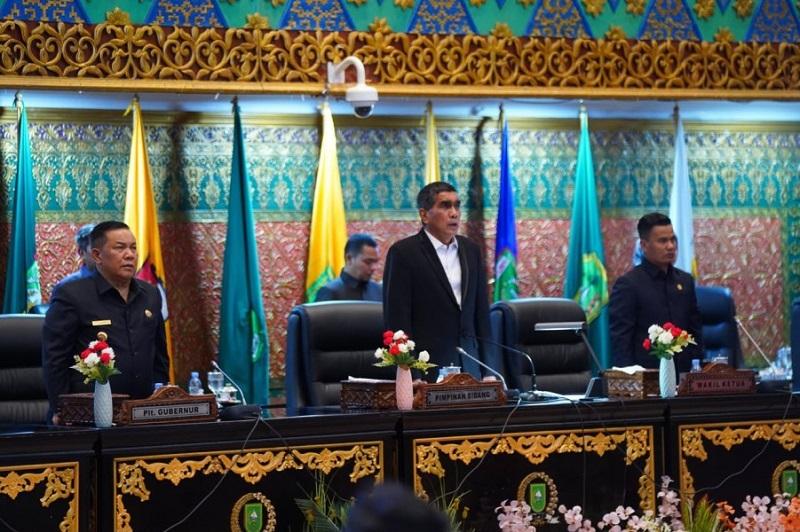 Pemprov Riau Terima Pandangan Fraksi DPRD Riau Soal LPJ APBD 2025