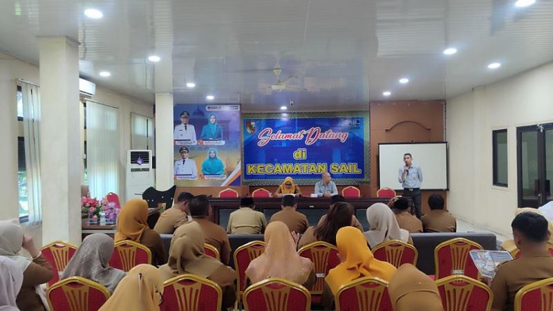 BRK Syariah Sosialisasi Produk Layanan, Camat Sail Langsung Buka Tabungan Haji Bersama Keluarga