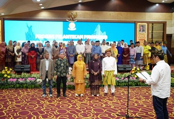 Nezar Patria Lantik Keluarga Alumni UGM Riau, Prof Junaidi Ditunjuk Jadi Ketua Dewan Pakar