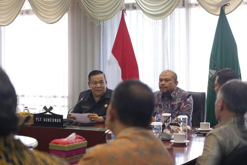 Soal Perbaikan Jalan, Plt Gubri Minta Kontribusi Nyata Pertamina Hulu Rokan Salurkan CSR