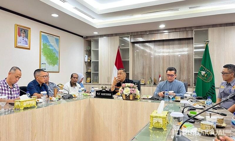 Udara Tidak Sehat, Plt Gubri Imbau Masyarakat Gunakan Masker dan Batasi Aktivitas di Luar Rumah