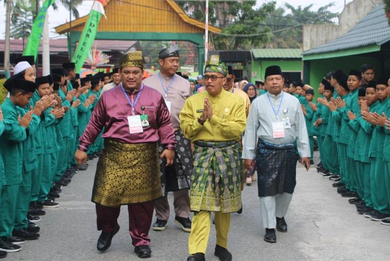 Catat Rekor, 1.045 Pelajar Ikuti Olimpiade Madrasah Indonesia 2026 di Pekanbaru