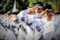 Tak Lagi Dibiayai, 401 Guru Bantu Provinsi Riau Dirumahkan