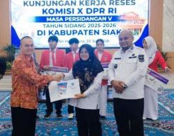Komisi X DPR Kunjungi Siak, Dirjen Pendidikan Menengah Serah Dana Revitalisasi Puluhan Sekolah