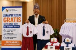 Oktober, Puluhan Ribu Seragam Sekolah Diberikan Pemko Pekanbaru untuk Siswa SD dan SMP Negeri