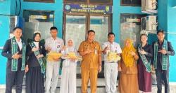 Tumbuhkan Semangat Belajar, Putera-Puteri Kampus Riau Kunjungi SMAN 8 Pekanbaru